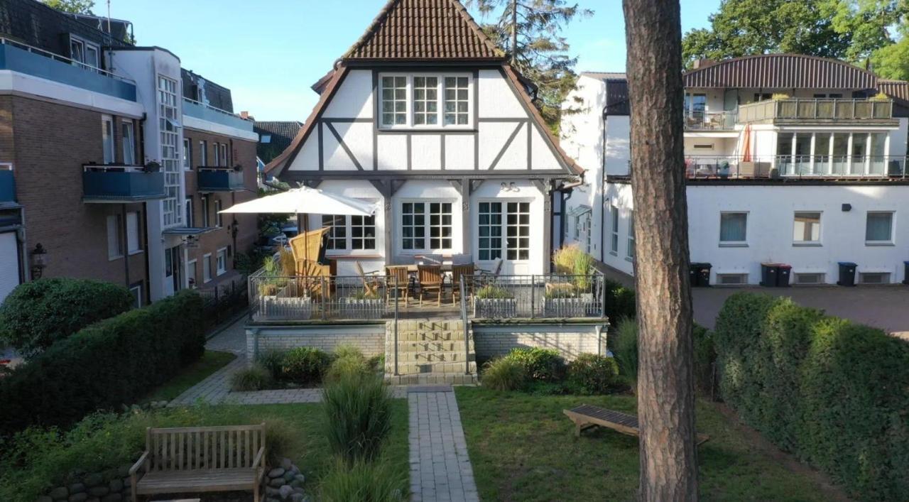 Ferienhaus-Strandallee95-Direkt-Am-Strand Timmendorfer Strand Bagian luar foto